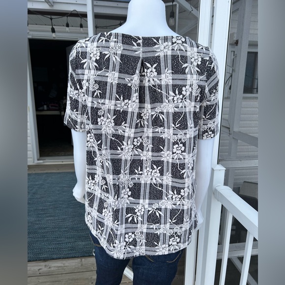 Loft Short Sleeved Blouse - Picture 2 of 3